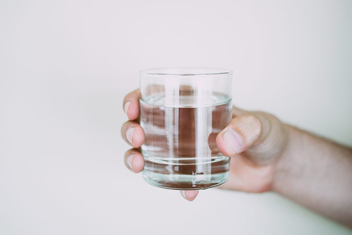 clean eating beginners glass of water