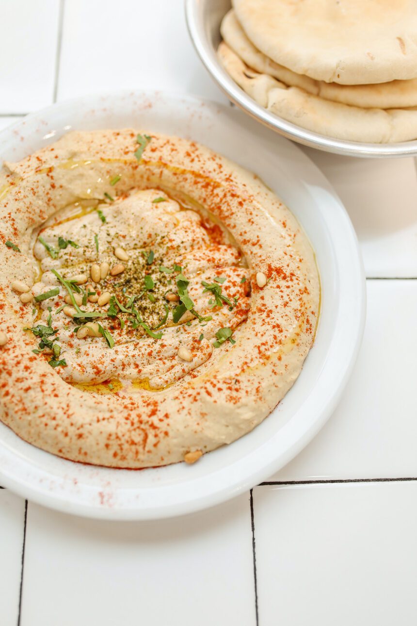 garlic hummus